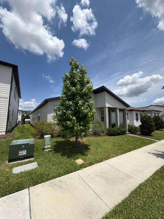 17007 Seville Orange Road Winter Garden, FL 34787 - Photo 4 of 35