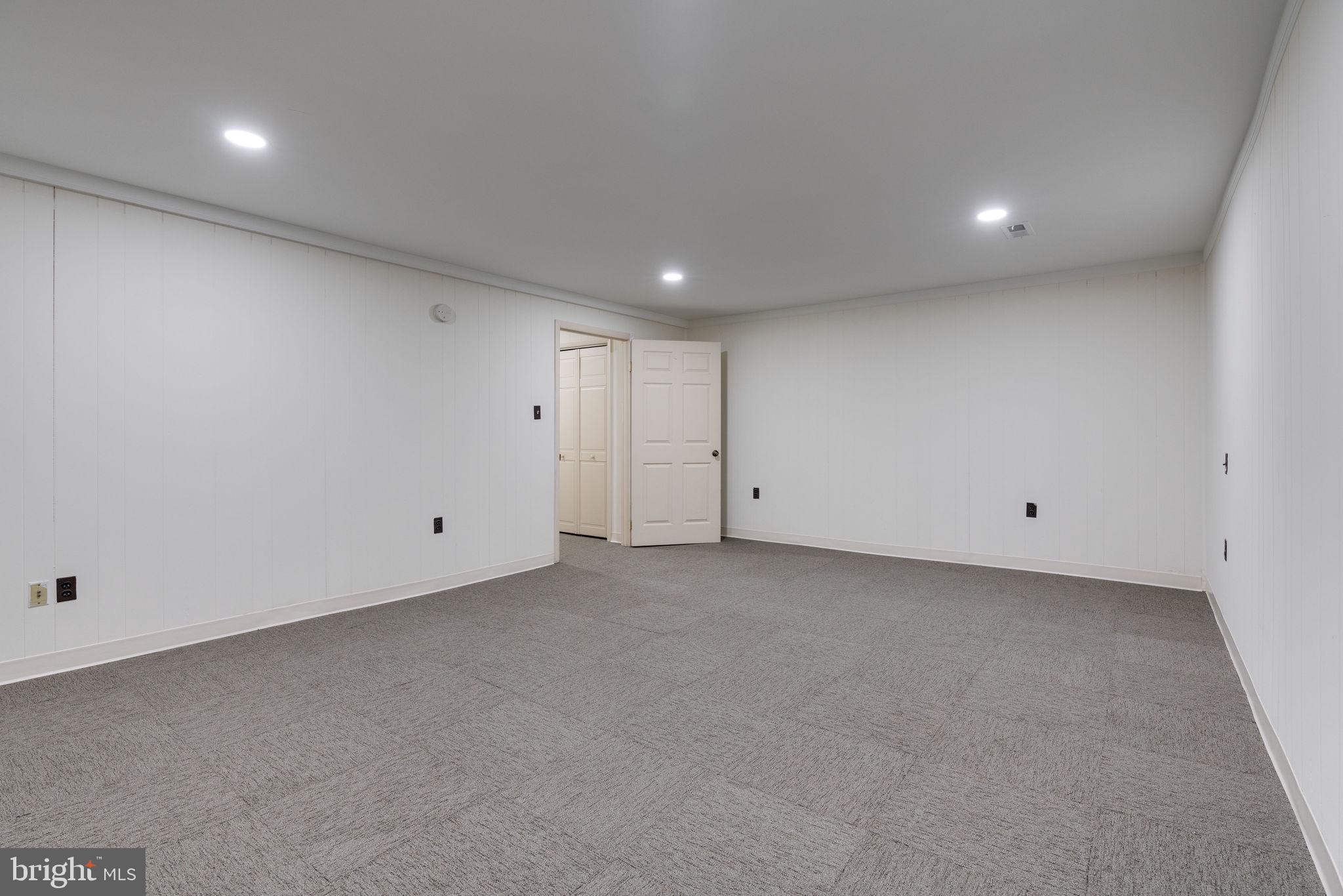 7902 Birchtree Court Springfield, VA 22152 - Photo 28 of 37 Space for Everyone to Play