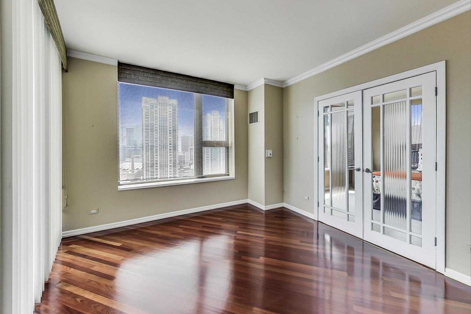 501 North Clinton Street, Unit 2503 Chicago, IL 60654 - Photo 15 of 28