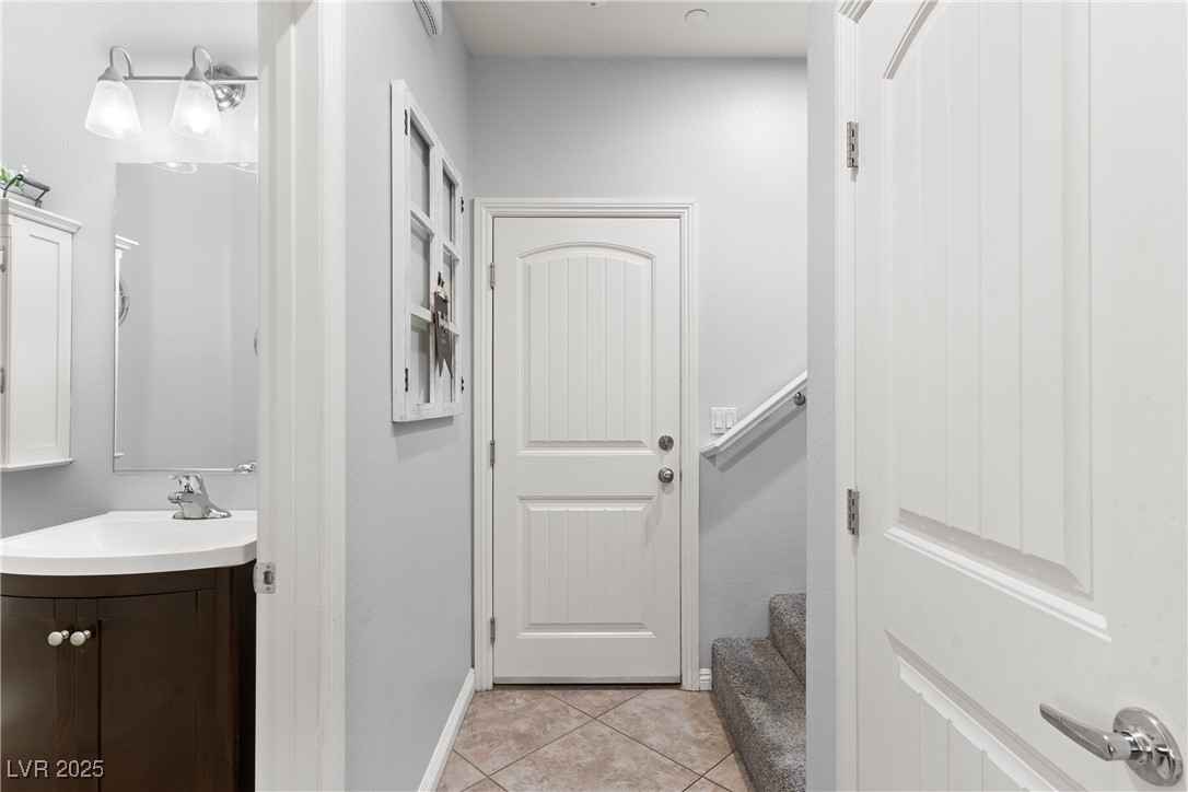 41 Jasmine Point Street Henderson, NV 89074 - Photo 15 of 40