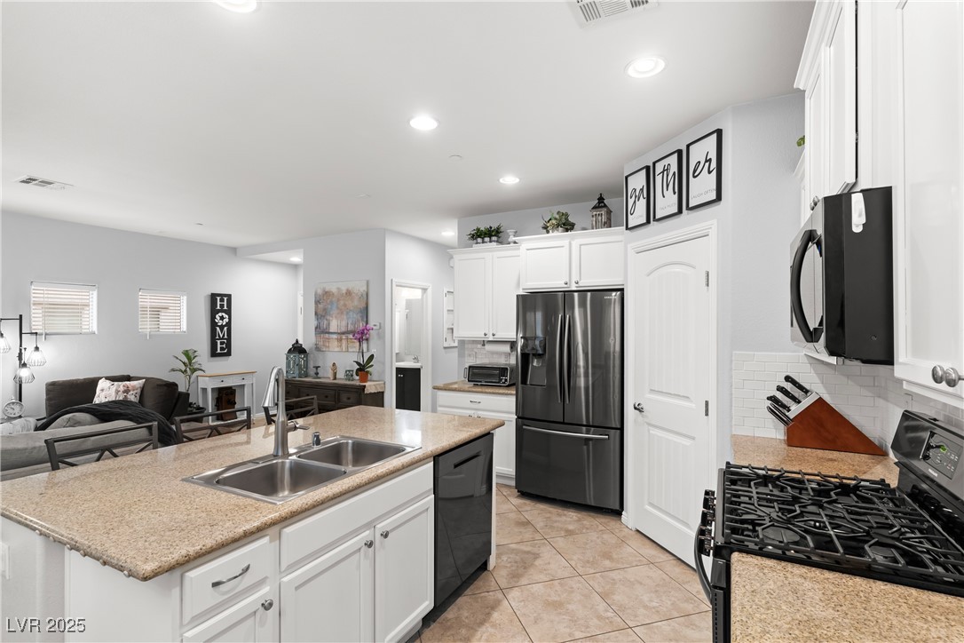 41 Jasmine Point Street Henderson, NV 89074 - Photo 10 of 40