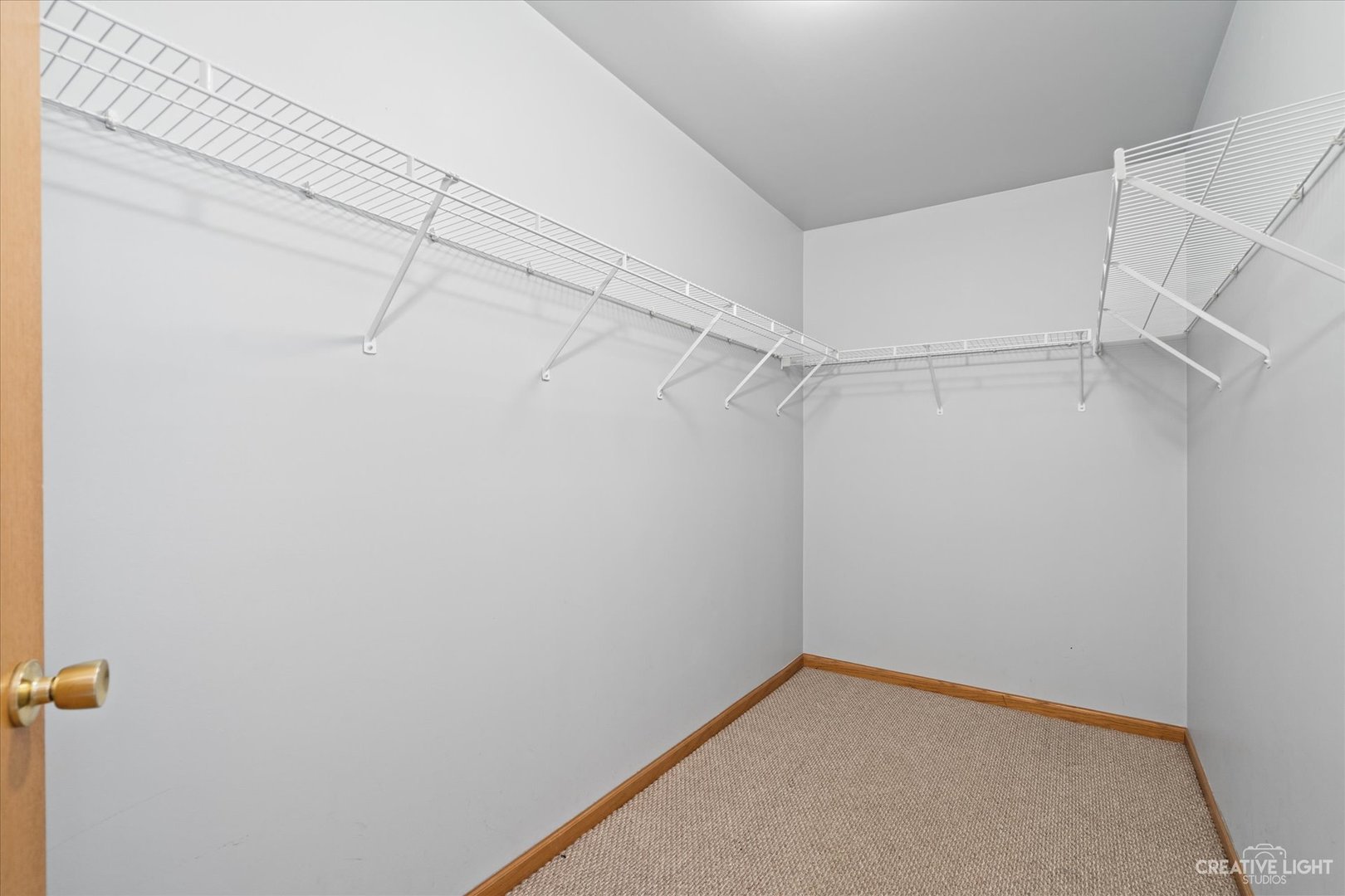 203 Springbrook Trail South Oswego, IL 60543 - Photo 17 of 23