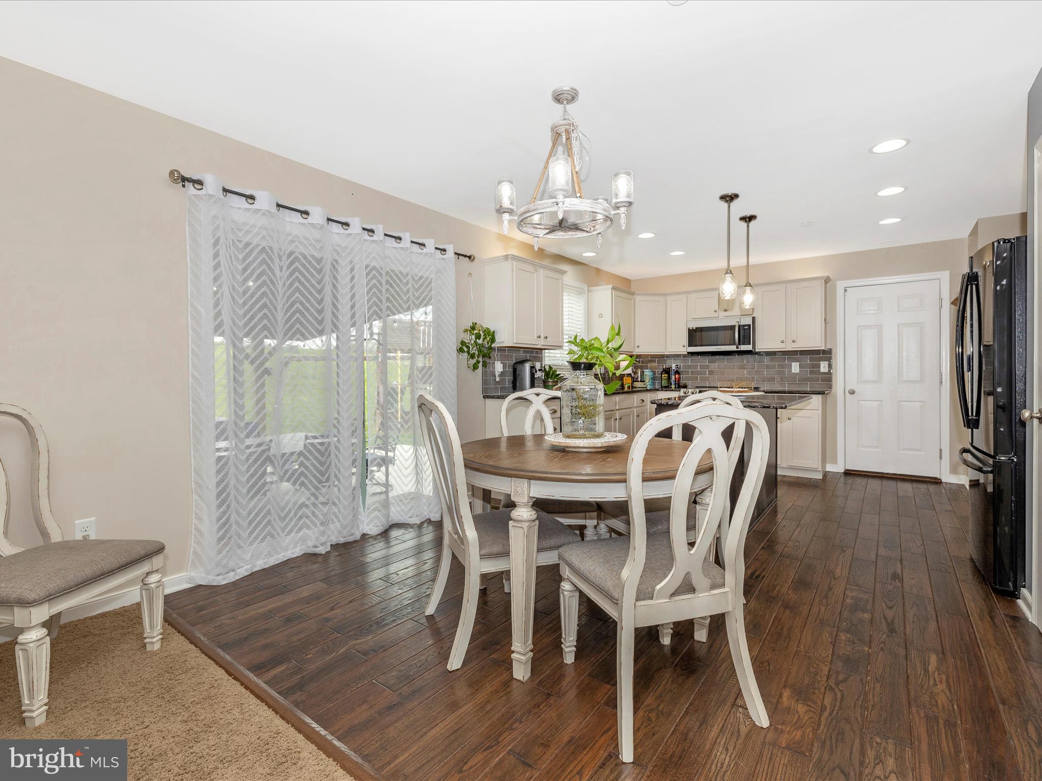 4591 Gene Hemp Road Jefferson, MD 21755 - Photo 9 of 35 Breakfast Area