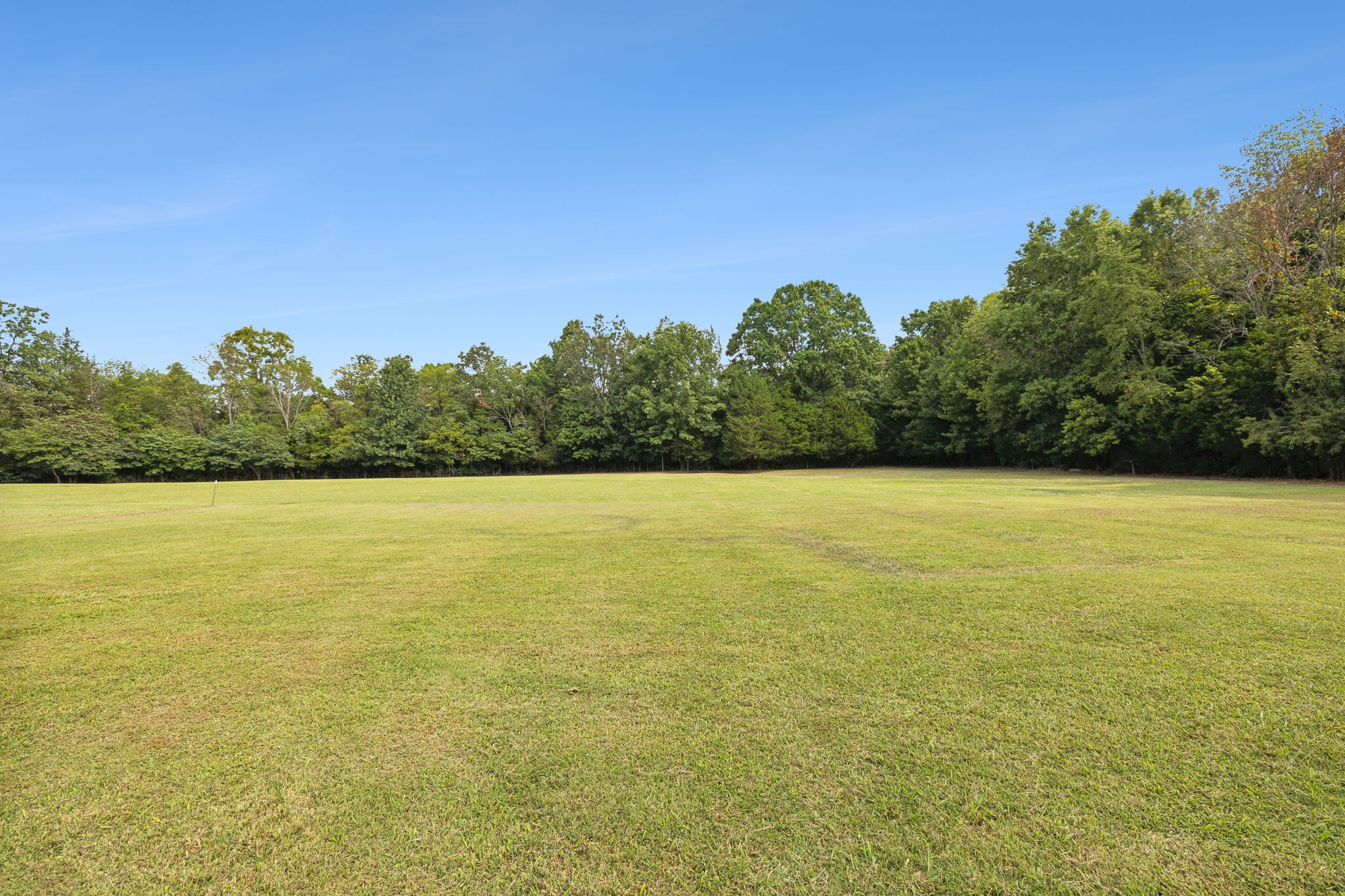 3270 Rocky Valley Road Lebanon, TN 37090 - Photo 43 of 55 a view of an ocean and beach