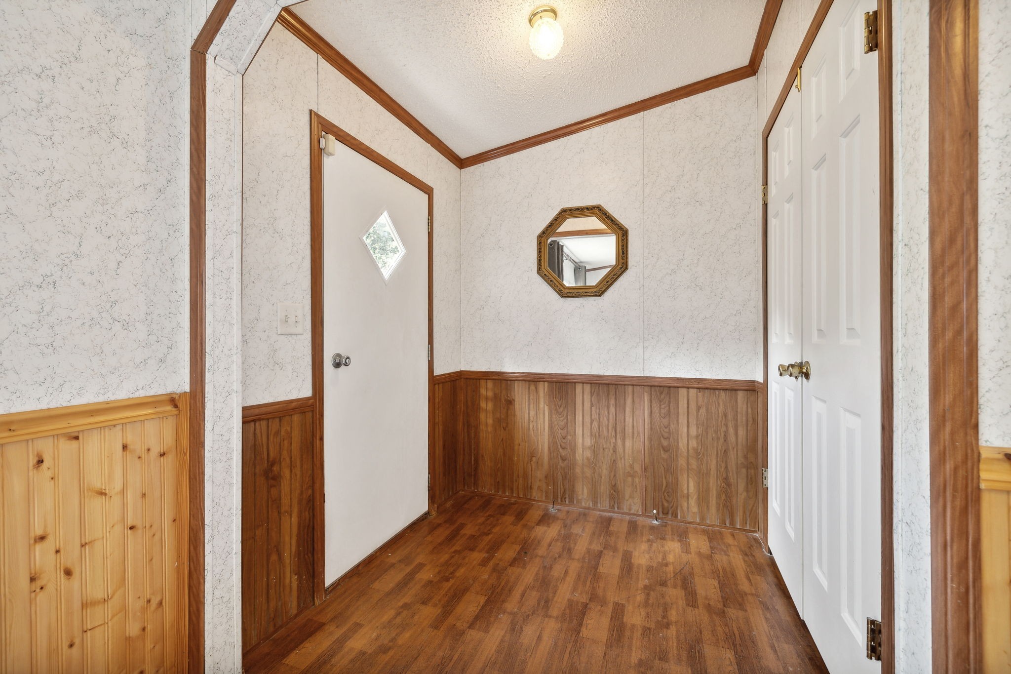 3270 Rocky Valley Road Lebanon, TN 37090 - Photo 7 of 55 a view of a hallway with wooden floor