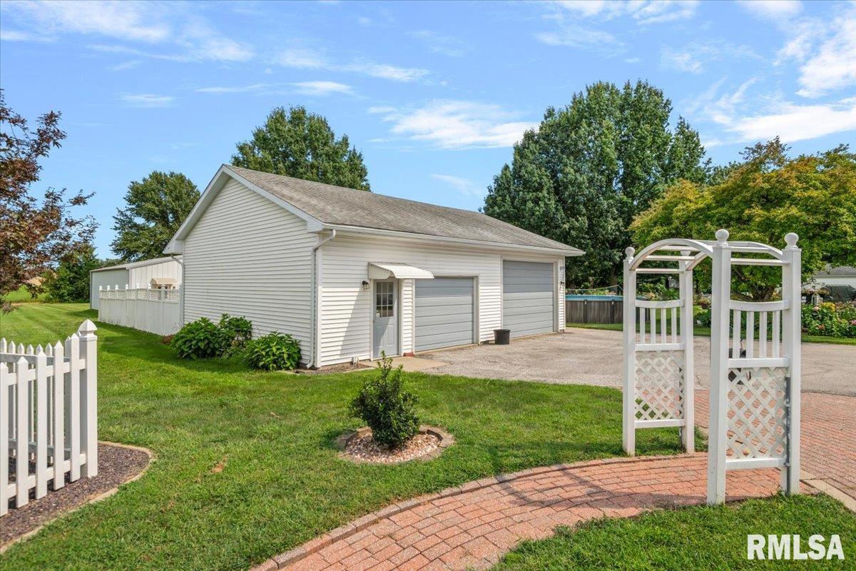 2508 Hedge Lane Road Springfield, IL 62707 - Photo 47 of 55 Gallery Image 47