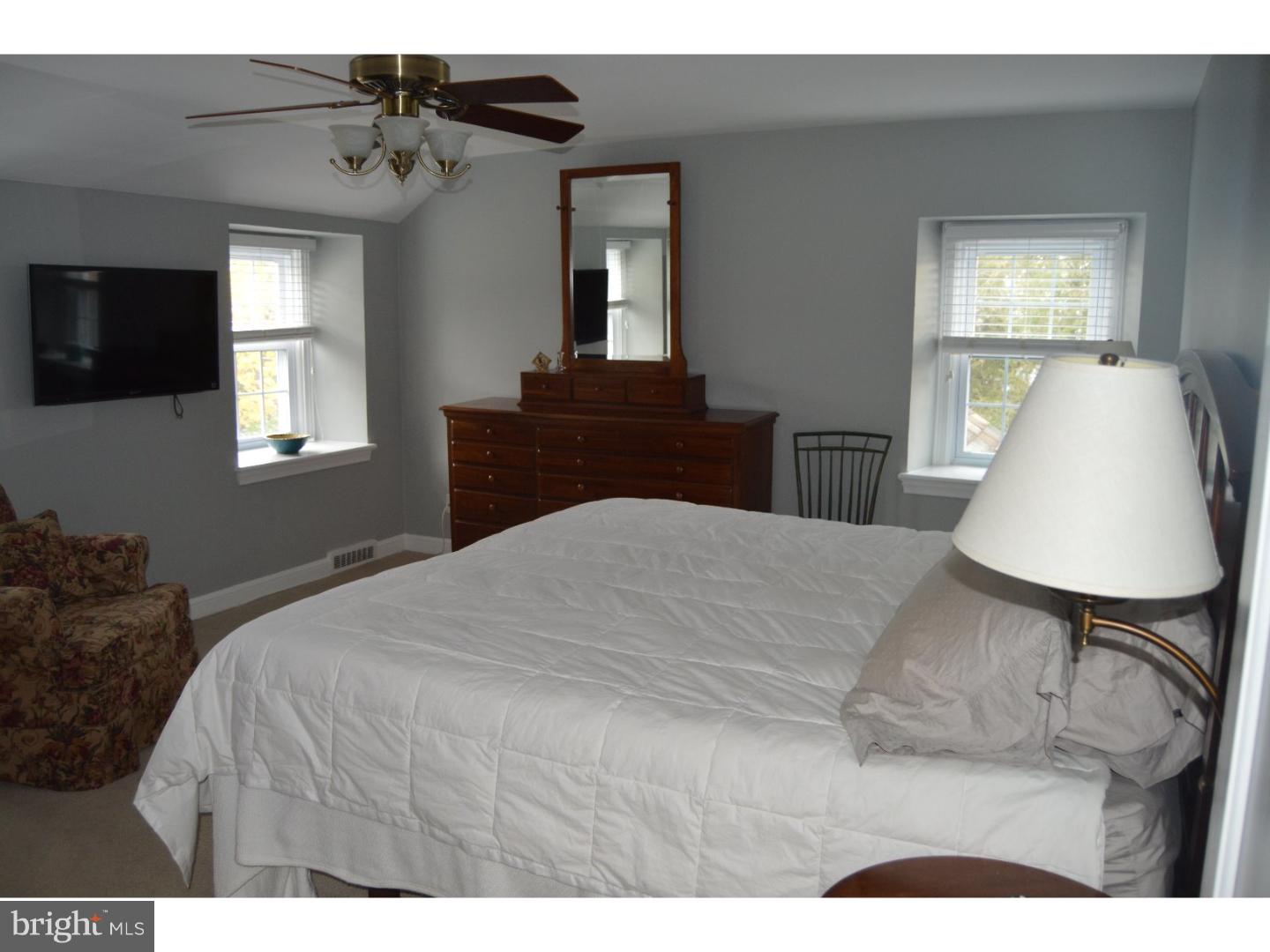 151 Scenic Road Springfield, PA 19064 - Photo 7 of 24 Bedroom - Main