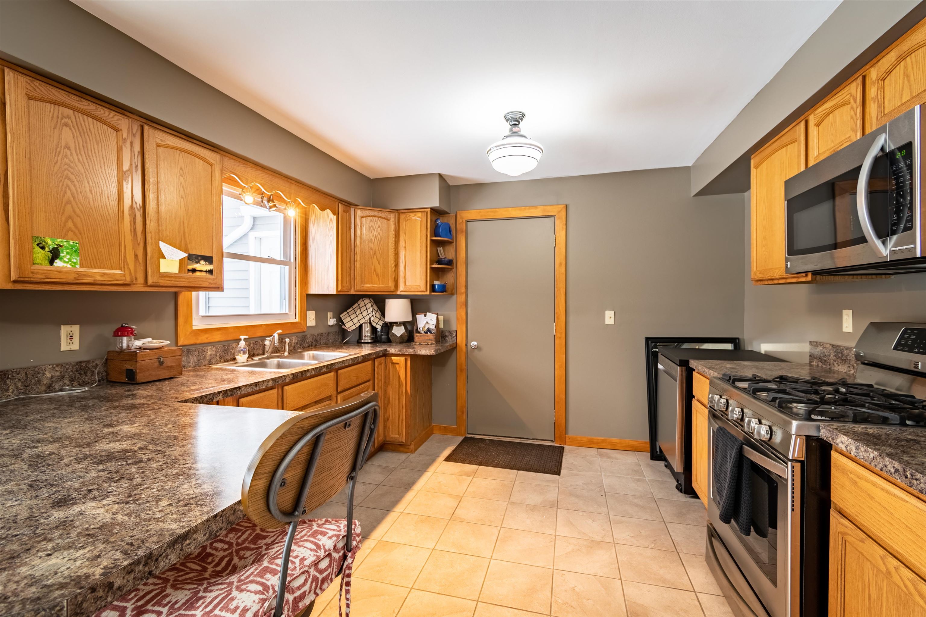 2283 East Millbrook Road Mount Pleasant, MI 48858 - Photo 2 of 23 1896773-2.JPG