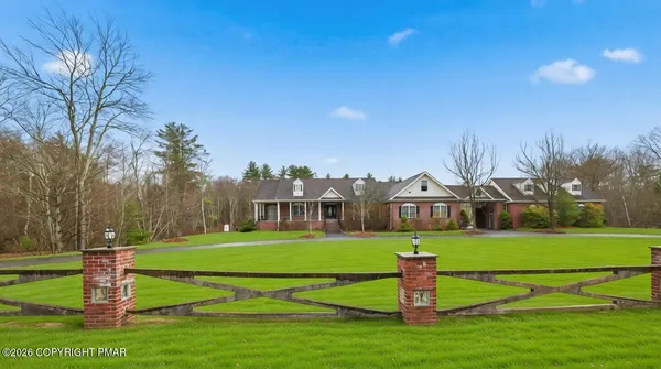 $624,900 | 267 Scenic Drive, Blakeslee, PA 18610