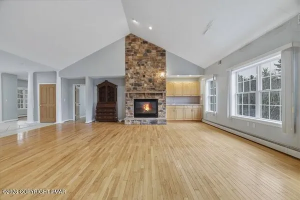 $624,900 | 267 Scenic Drive, Blakeslee, PA 18610