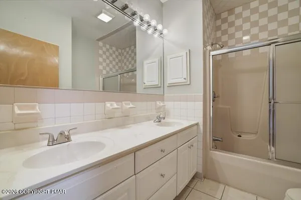 $624,900 | 267 Scenic Drive, Blakeslee, PA 18610