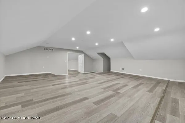 $624,900 | 267 Scenic Drive, Blakeslee, PA 18610