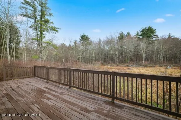 $624,900 | 267 Scenic Drive, Blakeslee, PA 18610