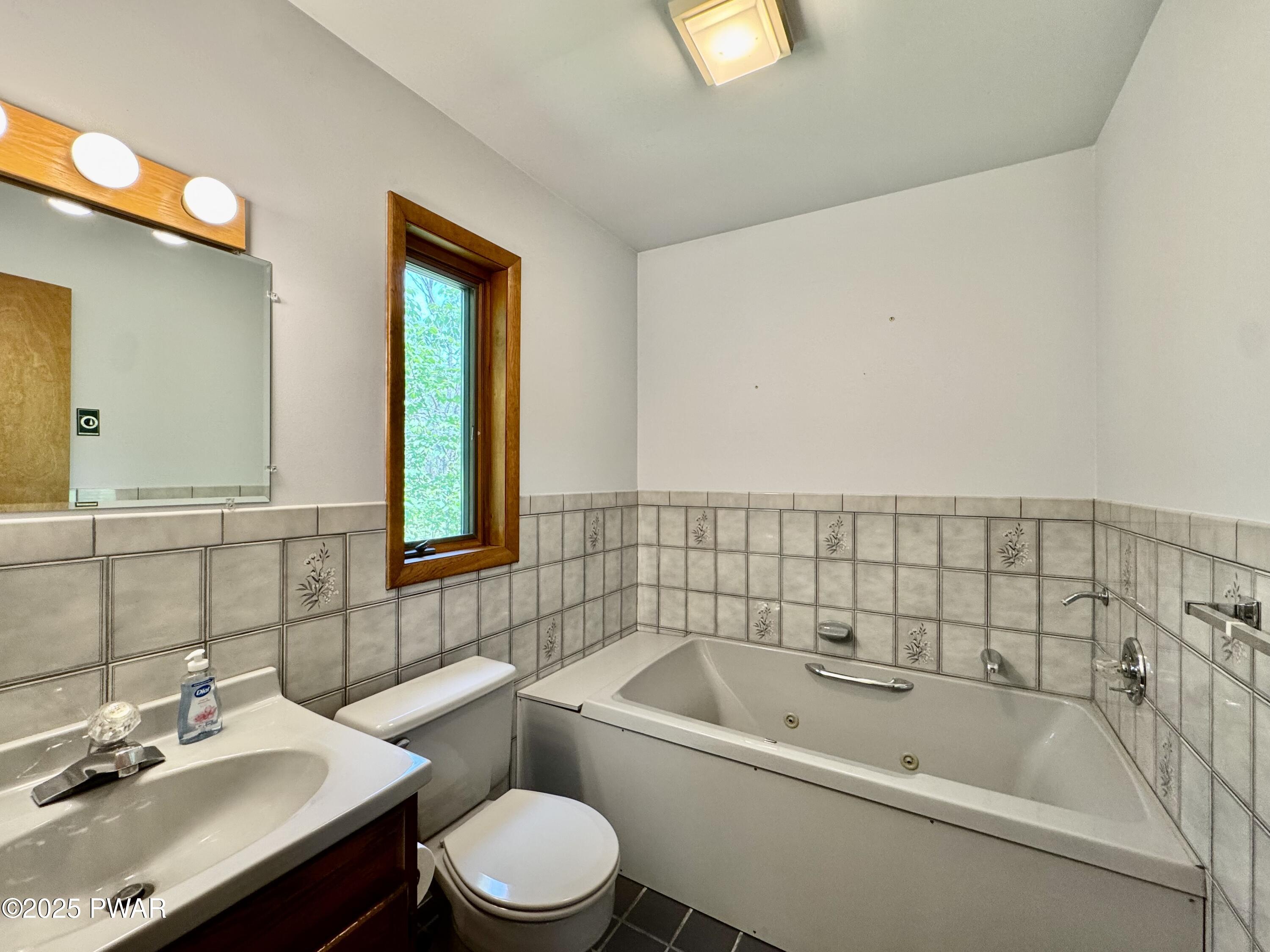 748 Spring Hill Road Sterling, PA 18463 - Photo 34 of 59 Primary Bath
