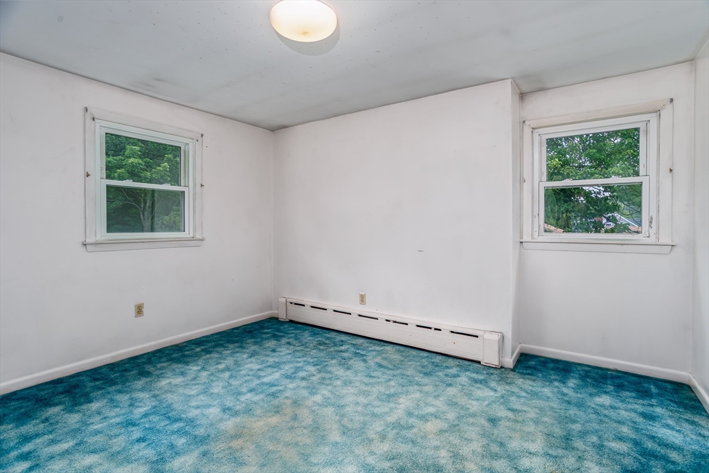372 Franklin Road Fitchburg, MA 01420 - Photo 21 of 41