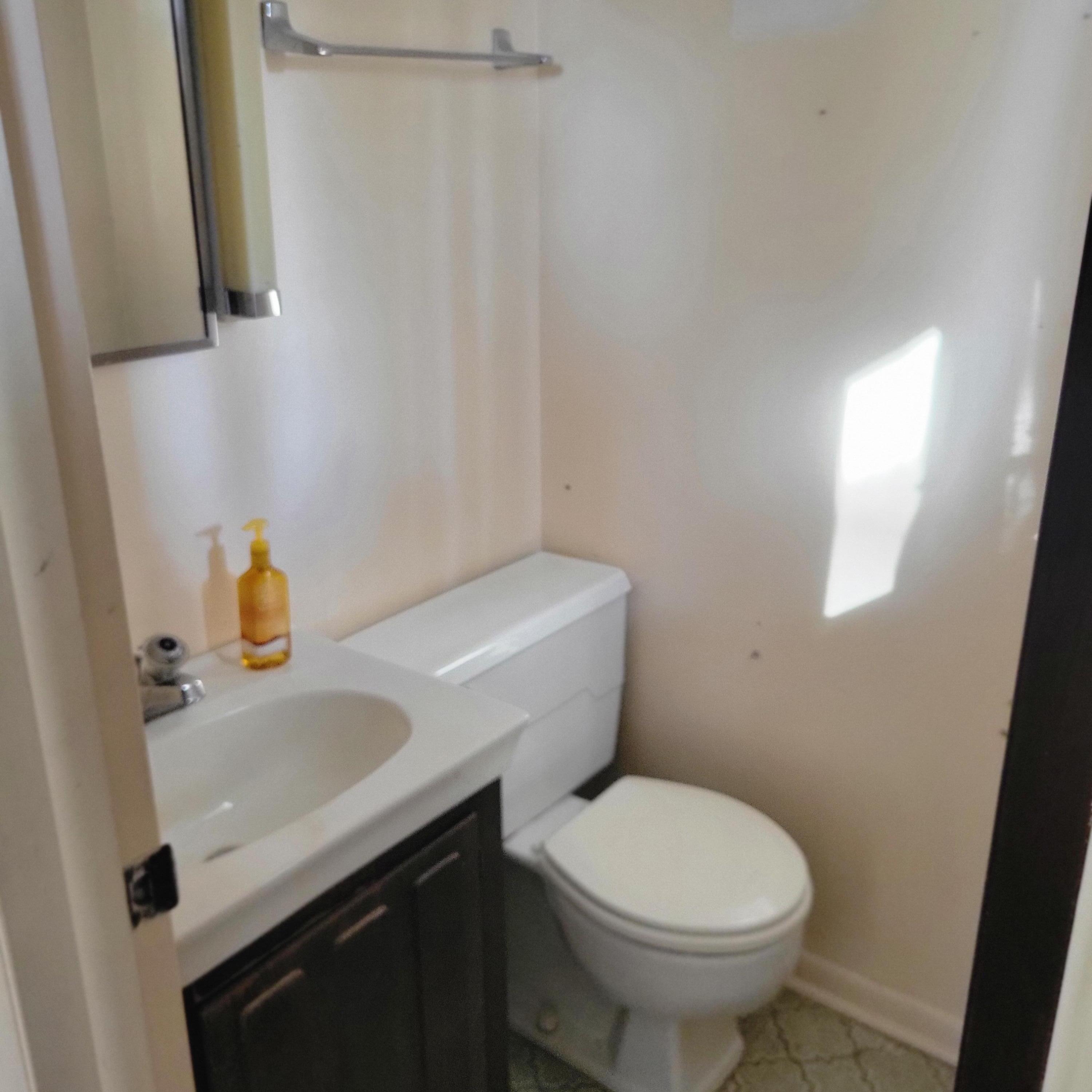 2479 North Long Lake Road Fenton, MI 48430 - Photo 16 of 21 1000036620