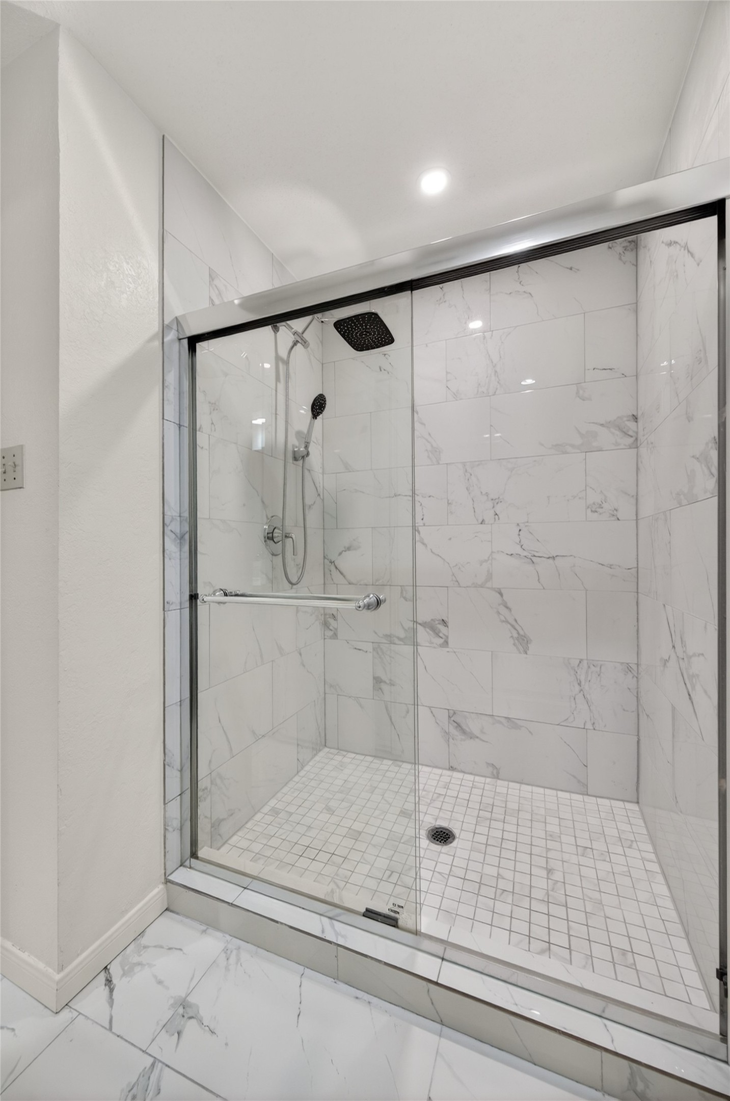 14724 Perthshire Road, Unit F Houston, TX 77079 - Photo 21 of 33 Gallery Image 21