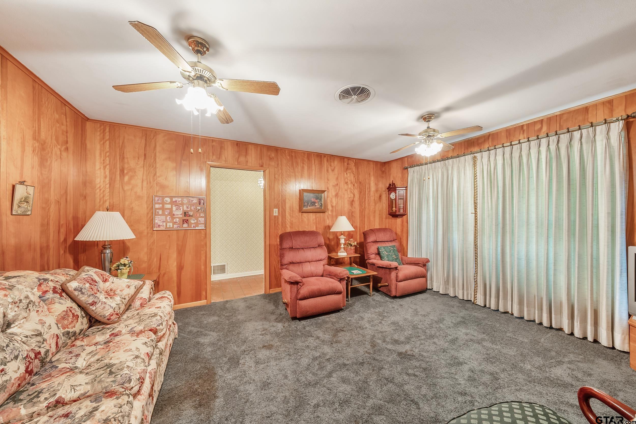 1858 Dickinson Drive Rusk, TX 75785 - Photo 27 of 35