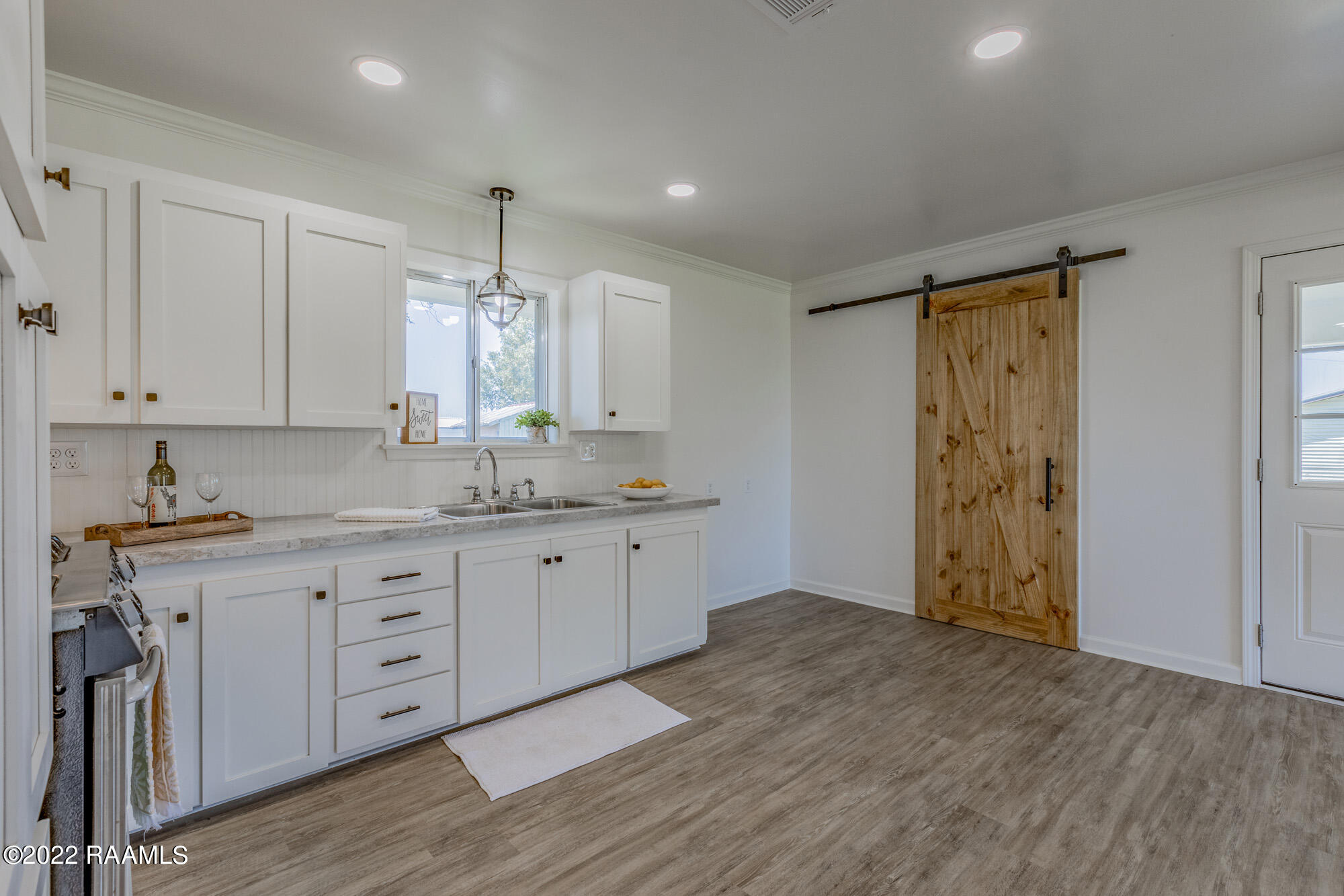 2515 Captain Cade Road Broussard, LA 70518 - Photo 6 of 18 Kitchen