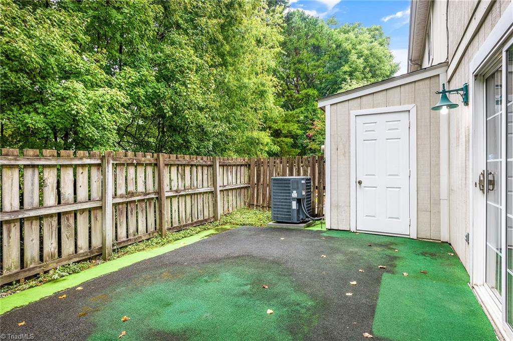 5747 Bramblegate Road, Unit A Greensboro, NC 27409 - Photo 18 of 19 Gallery Image 18