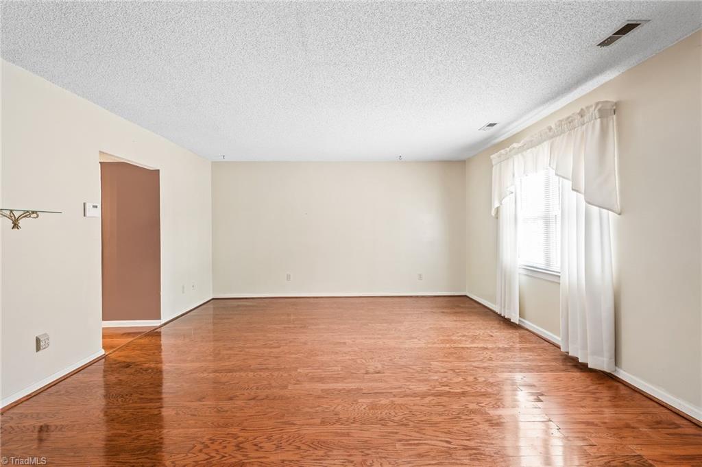 5747 Bramblegate Road, Unit A Greensboro, NC 27409 - Photo 4 of 19 Gallery Image 4