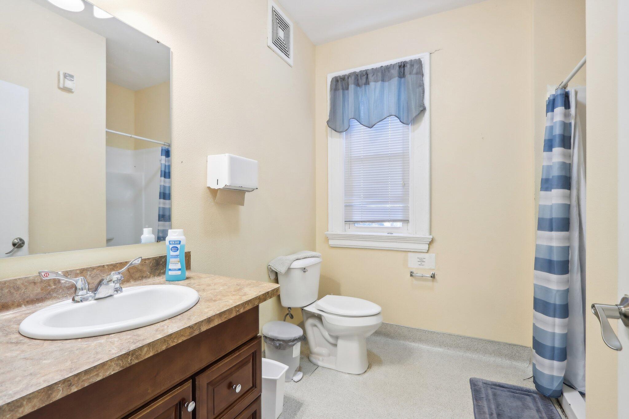 1022 West Madison Street, Unit 1024 Milwaukee, WI 53204 - Photo 21 of 46 located on 2nd floor