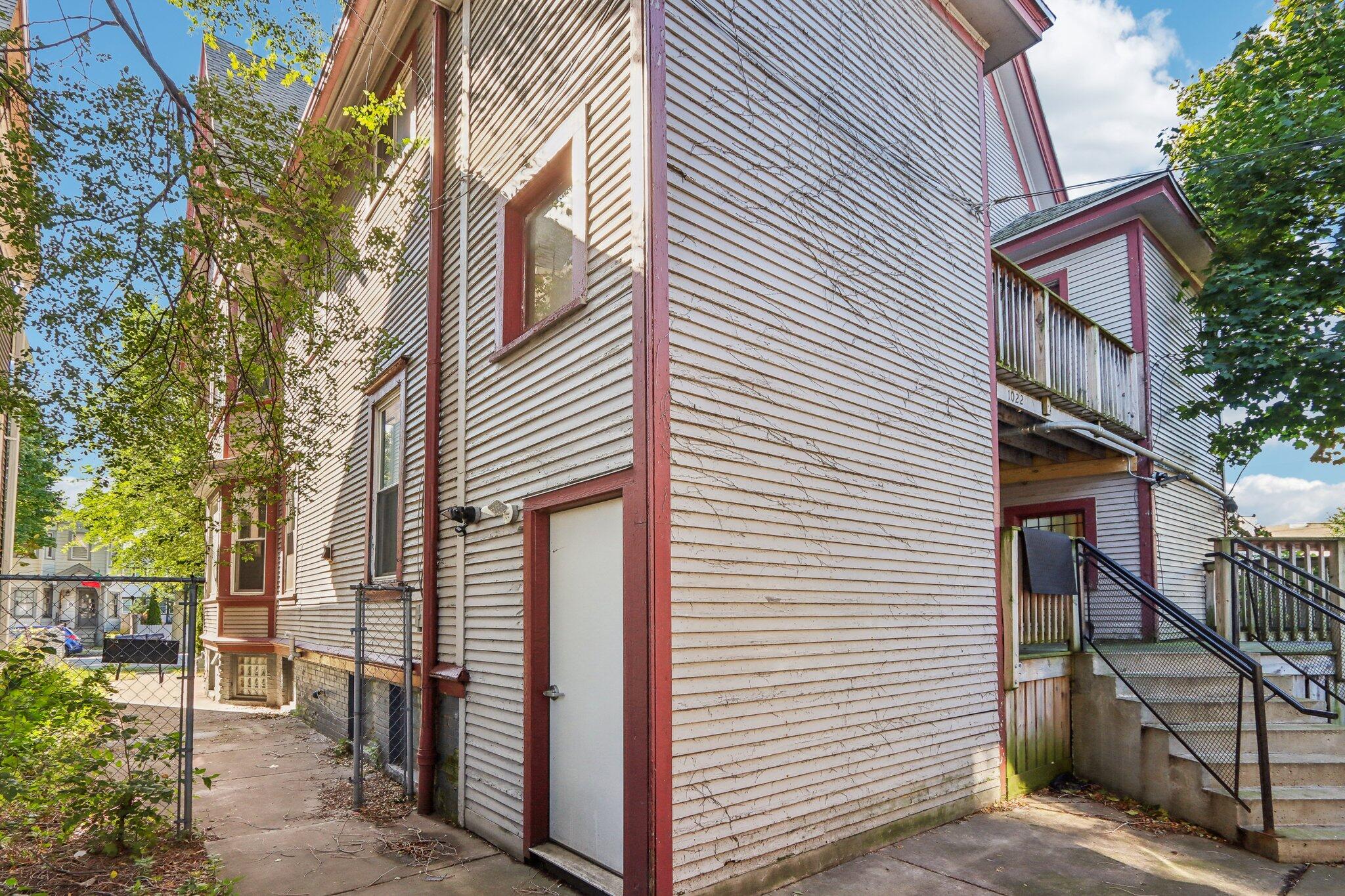 1022 West Madison Street, Unit 1024 Milwaukee, WI 53204 - Photo 41 of 46 Rear of Building