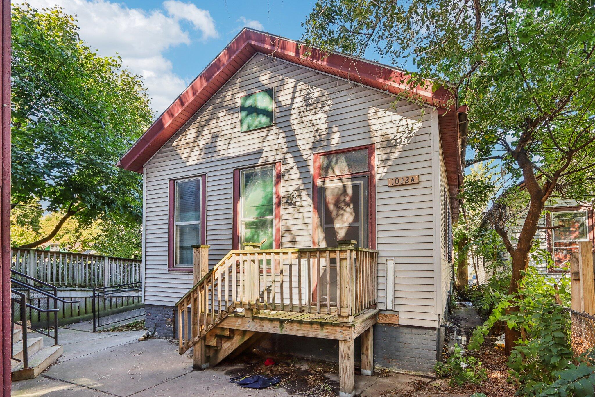 1022 West Madison Street, Unit 1024 Milwaukee, WI 53204 - Photo 42 of 46 Rear Cottage