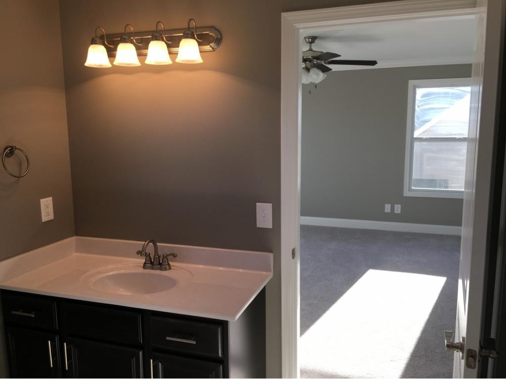 2930 Southbridge Road Kingsport, TN 37664 - Photo 7 of 10 Master