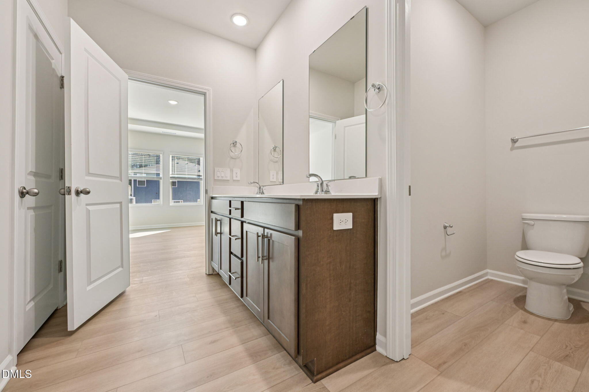 316 Karlov Road Garner, NC 27529 - Photo 20 of 39 19 - Primary bath