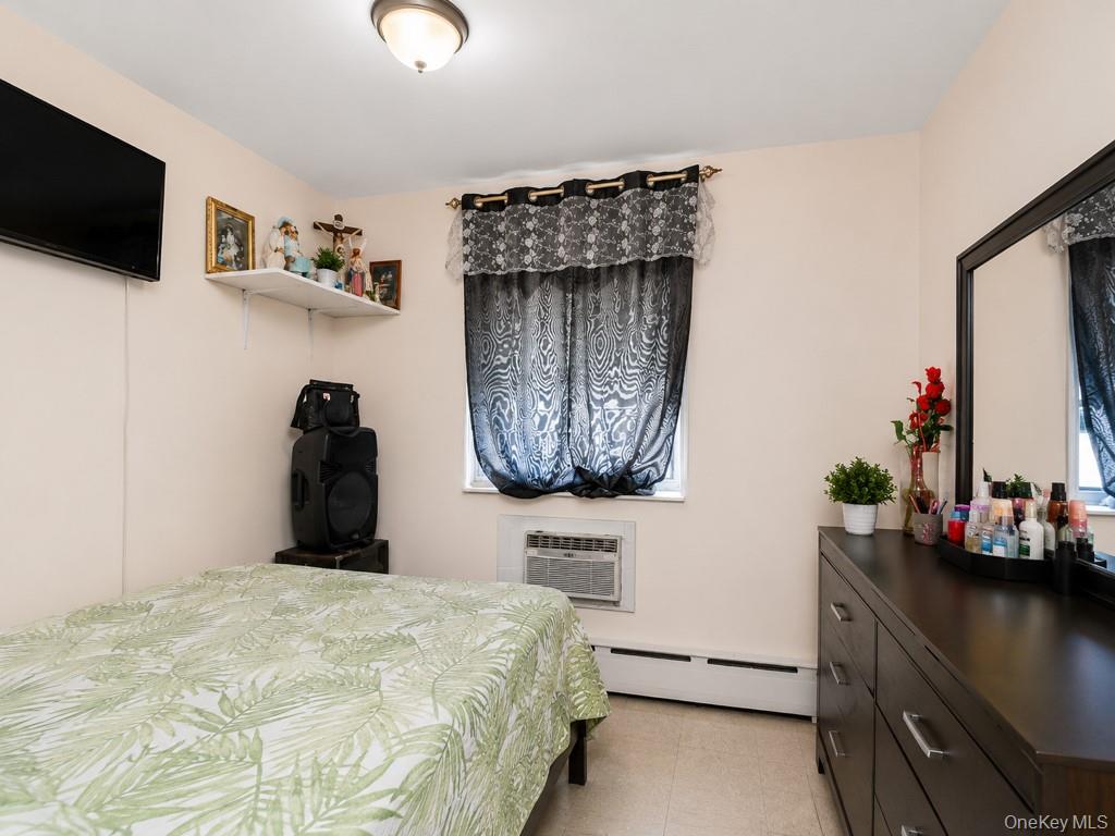 4779 White Plains Road Bronx, NY 10470 - Photo 13 of 22