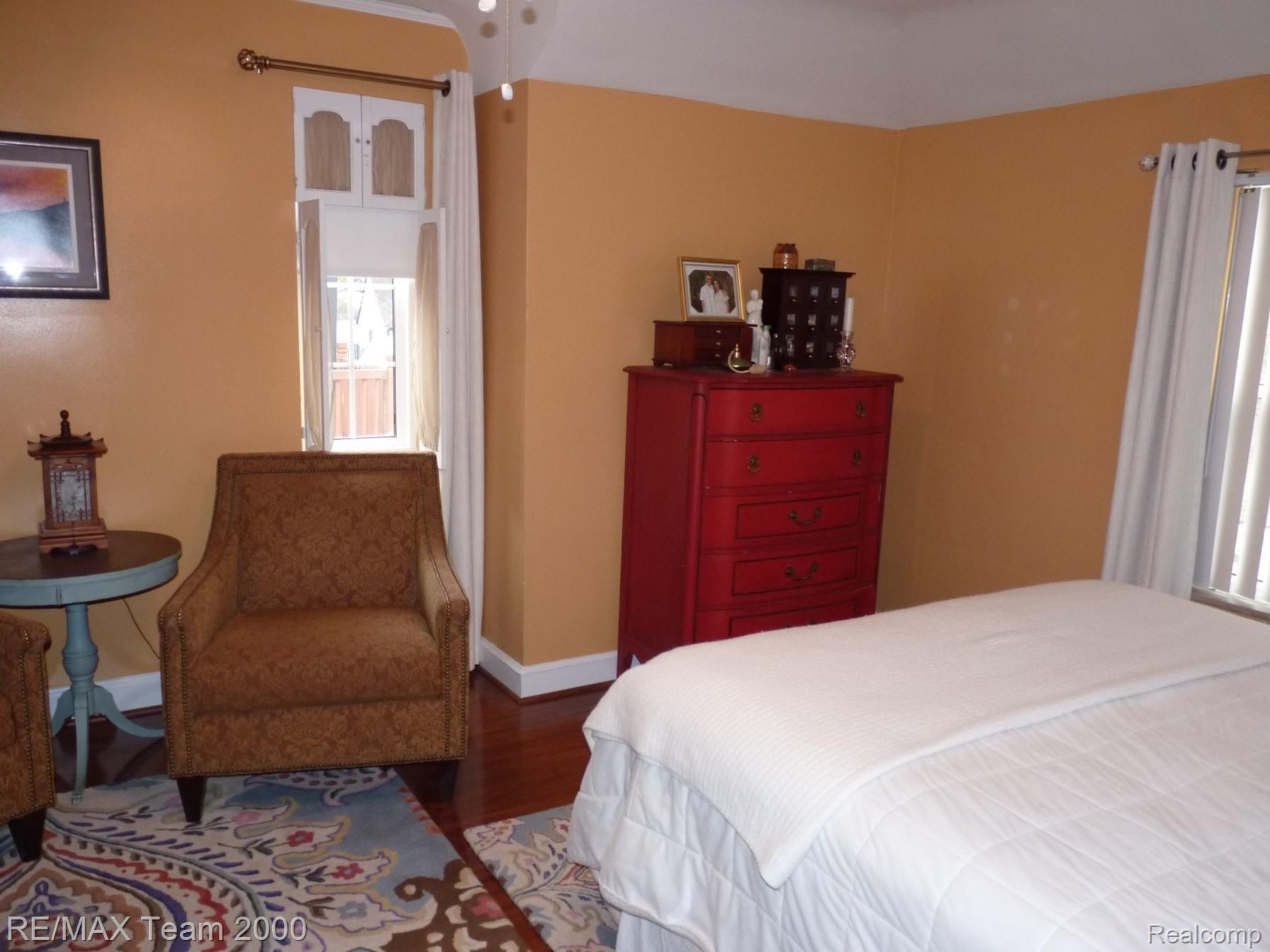 16723 Huntington Road Detroit, MI 48219 - Photo 20 of 25 P1120461.JPG