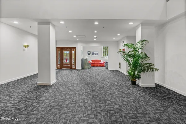 $189,900 | 137 Front Street, Unit 208, Schenectady, NY 12305