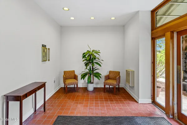 $189,900 | 137 Front Street, Unit 208, Schenectady, NY 12305