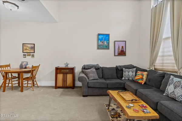 $189,900 | 137 Front Street, Unit 208, Schenectady, NY 12305