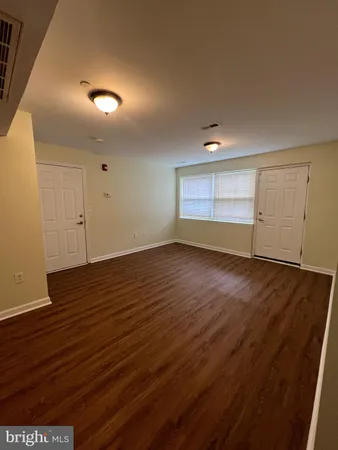 $1,400 | 4300 Liberty Heights Avenue, Unit 1E, Baltimore, MD 21207