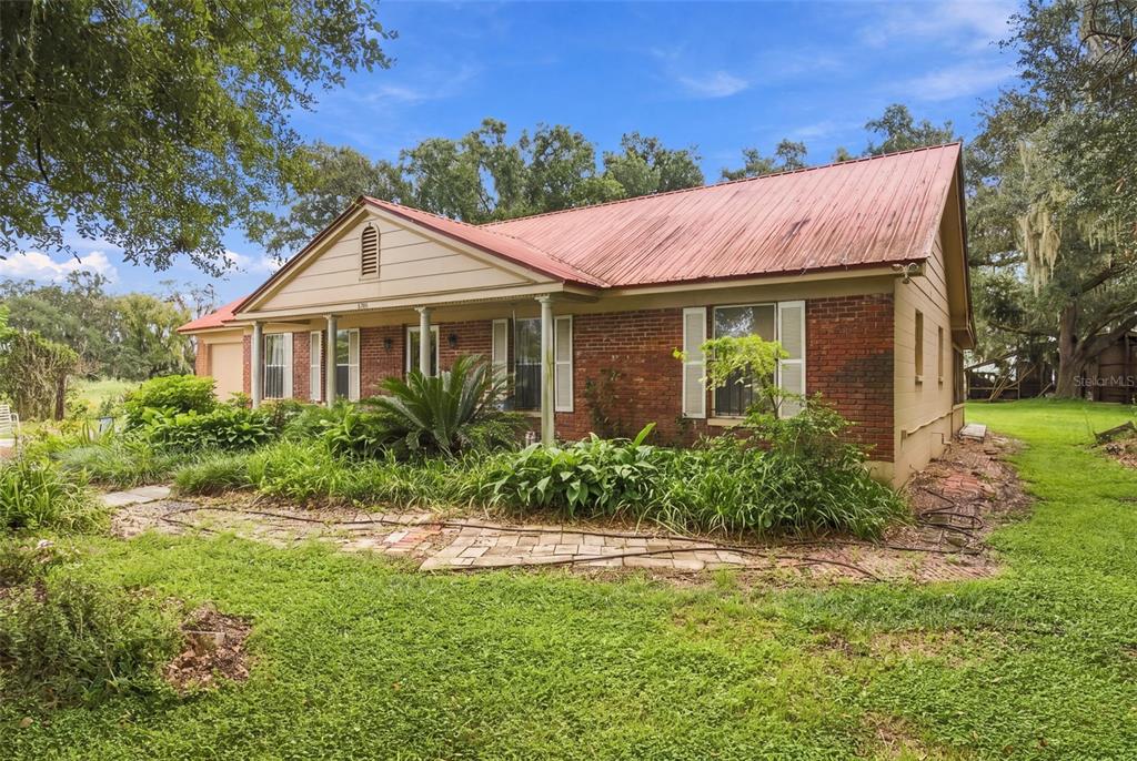 2647 McIntosh Road Dover, FL 33527 - Photo 37 of 38 Gallery Image 37
