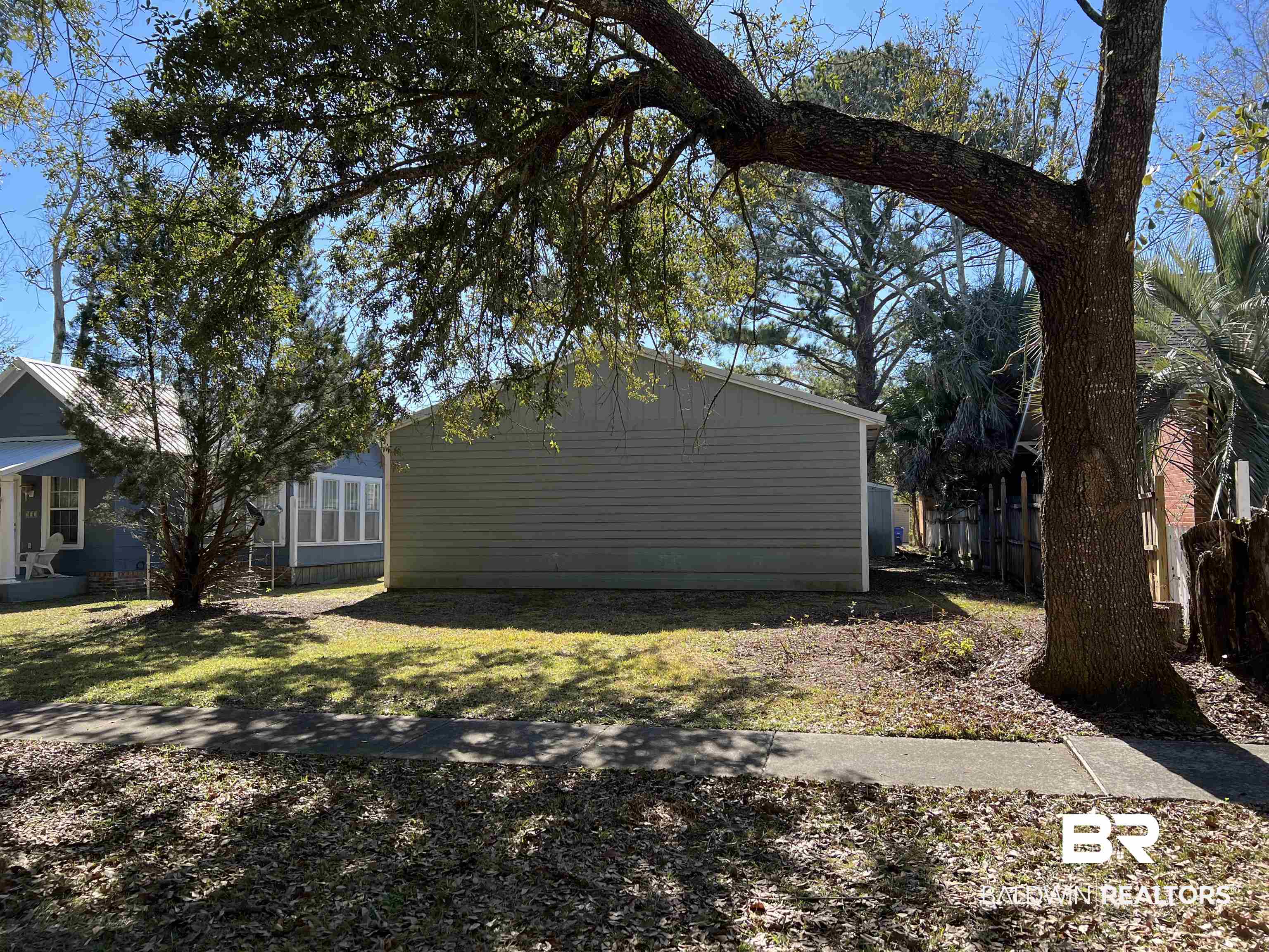 213 West Rose Avenue Foley, AL 36535 - Photo 3 of 15 From street