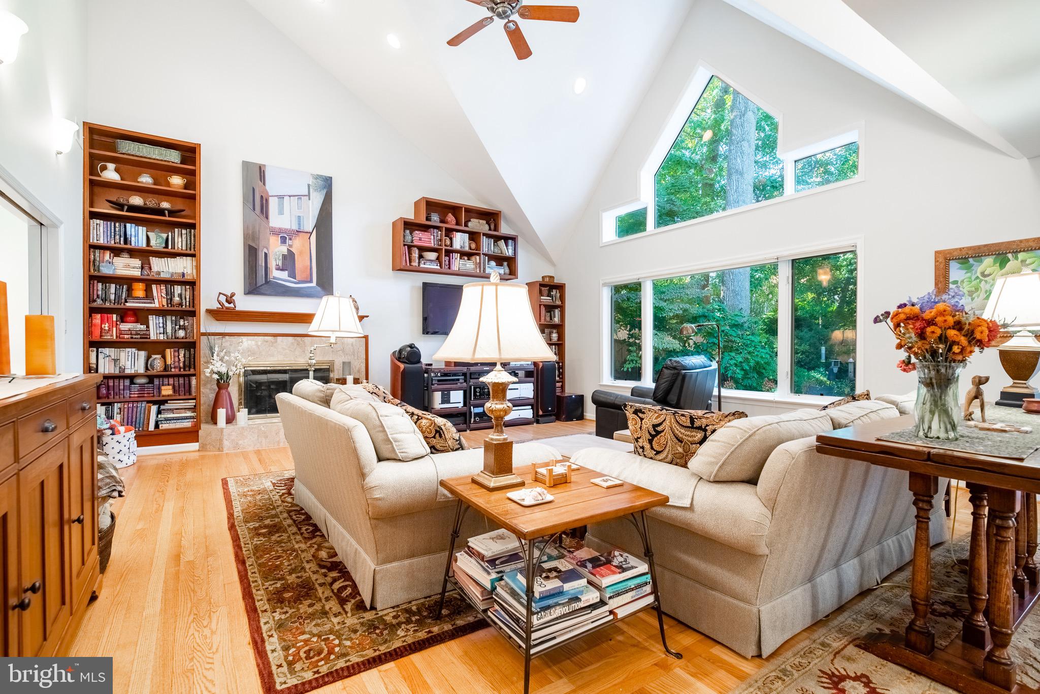 3809 Roberts Lane Arlington, VA 22207 - Photo 3 of 50