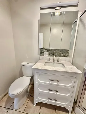 $2,500 | 29 Nichols Street, Unit 1, Everett, MA 02149