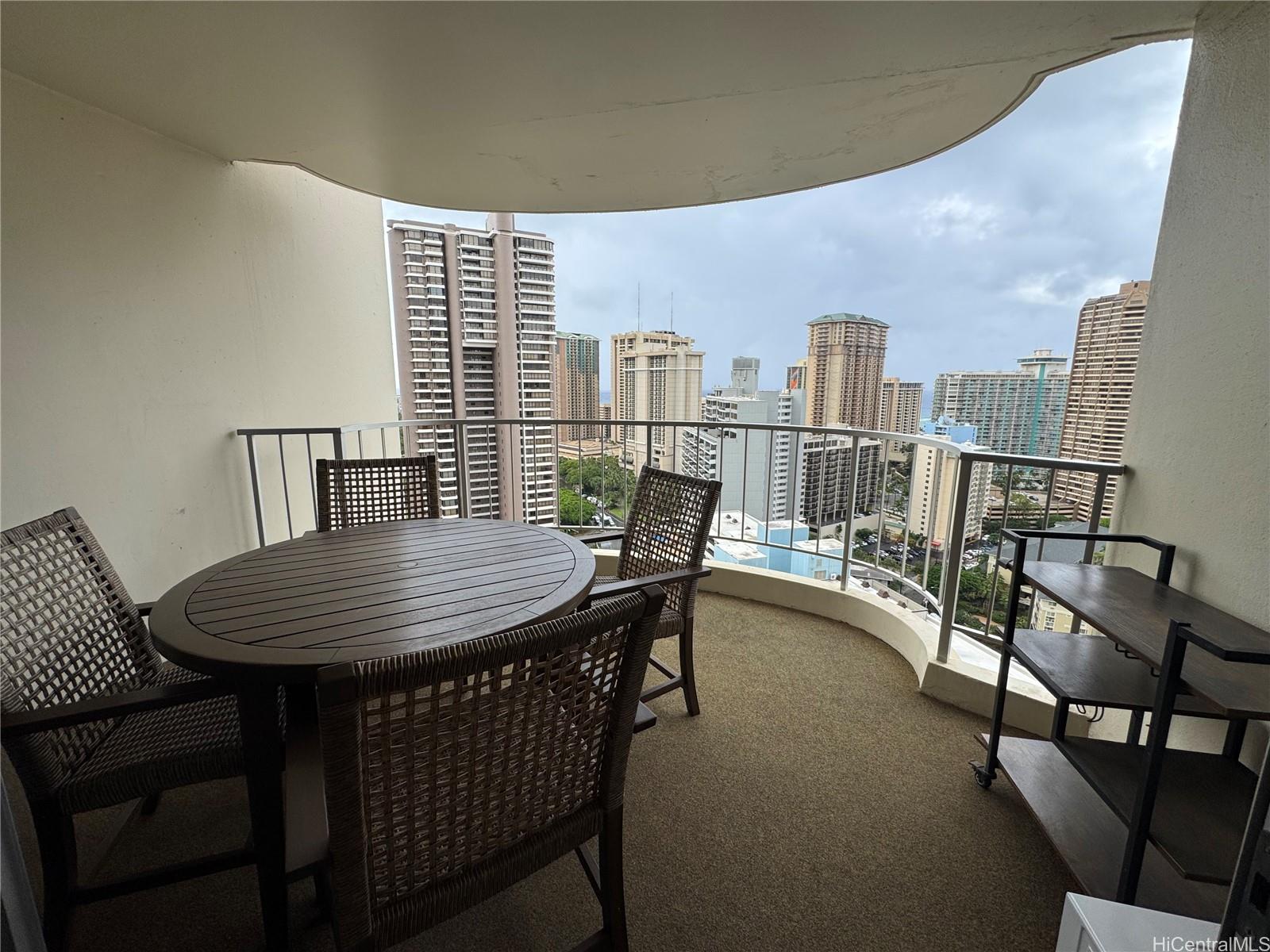 469 Ena Road, Unit 2702 Honolulu, HI 96815 - Photo 4 of 18 Gallery Image 4