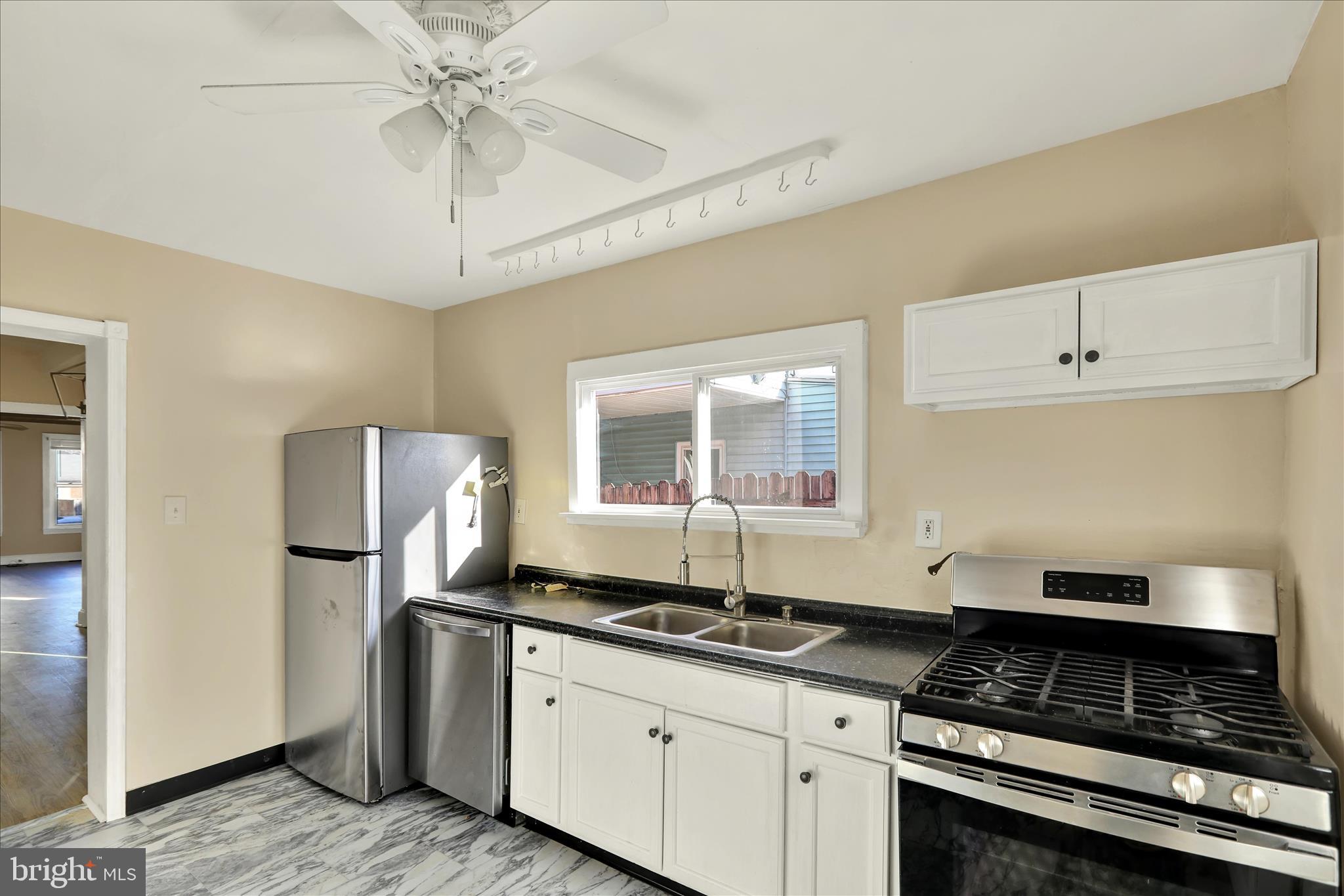 832 Houston Street Columbia, PA 17512 - Photo 22 of 24 360_3550