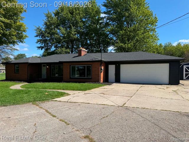 $239,900 | 3055 Atlas Road, Davison, MI 48423