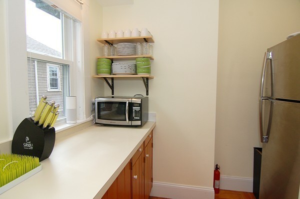 33 Whitfield Road, Unit 33 Somerville, MA 02144 - Photo 9 of 26