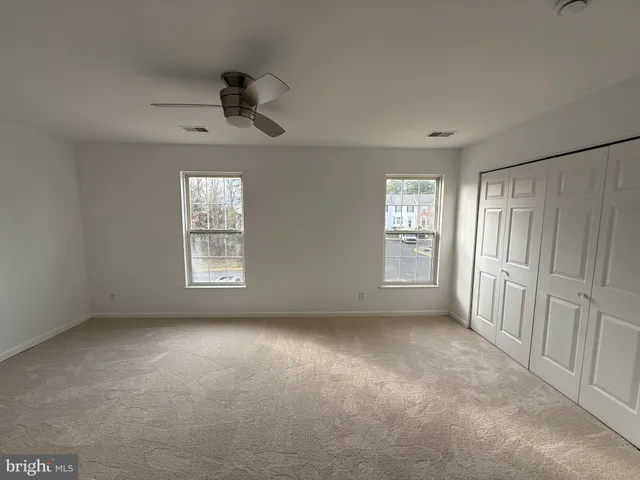 $2,450 | 3 Coachlight Drive, Sicklerville, NJ 08081