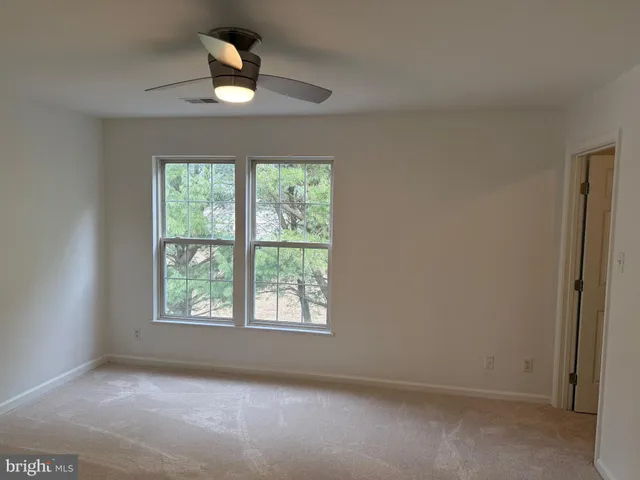 $2,450 | 3 Coachlight Drive, Sicklerville, NJ 08081