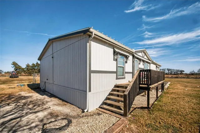 $450,000 | 147 Emberson Chapel Road, Pilot Point, TX 76258