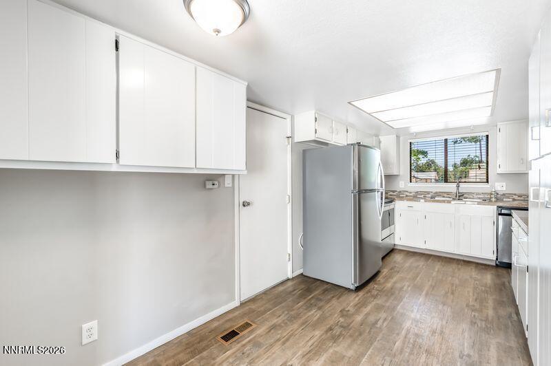 1205 Rayburn Drive Reno, NV 89503 - Photo 10 of 34 R1020