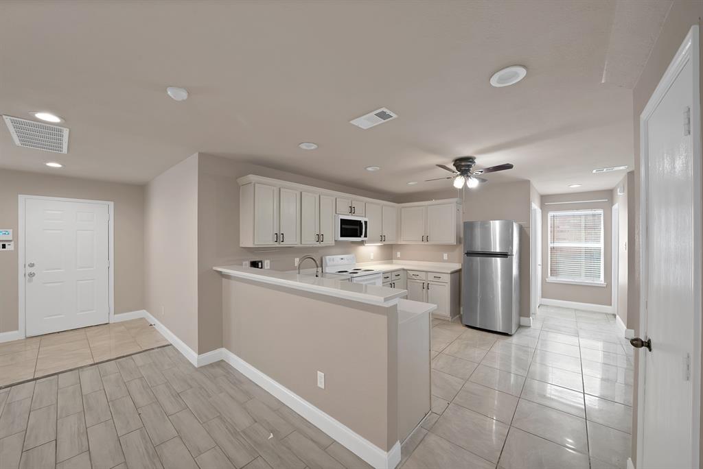 13241 Ridgepointe Road Fort Worth, TX 76244 - Photo 7 of 25 Gallery Image 7