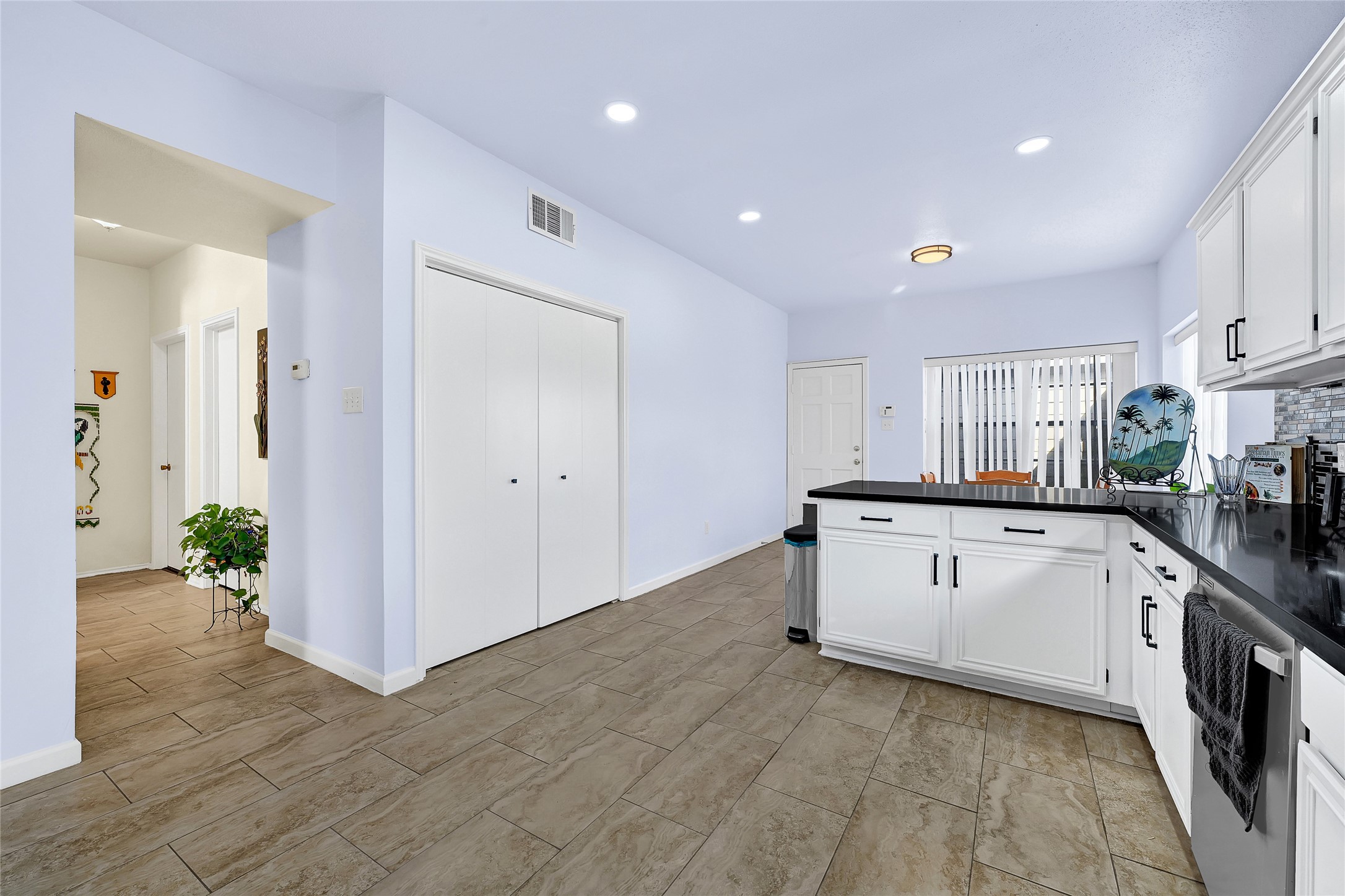 5910 Rolff Lane Houston, TX 77084 - Photo 26 of 50 Open dining space filled with natural light and easy access to the kitchen.
